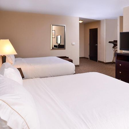 Holiday Inn Express & Suites Fairmont By Ihg Kültér fotó