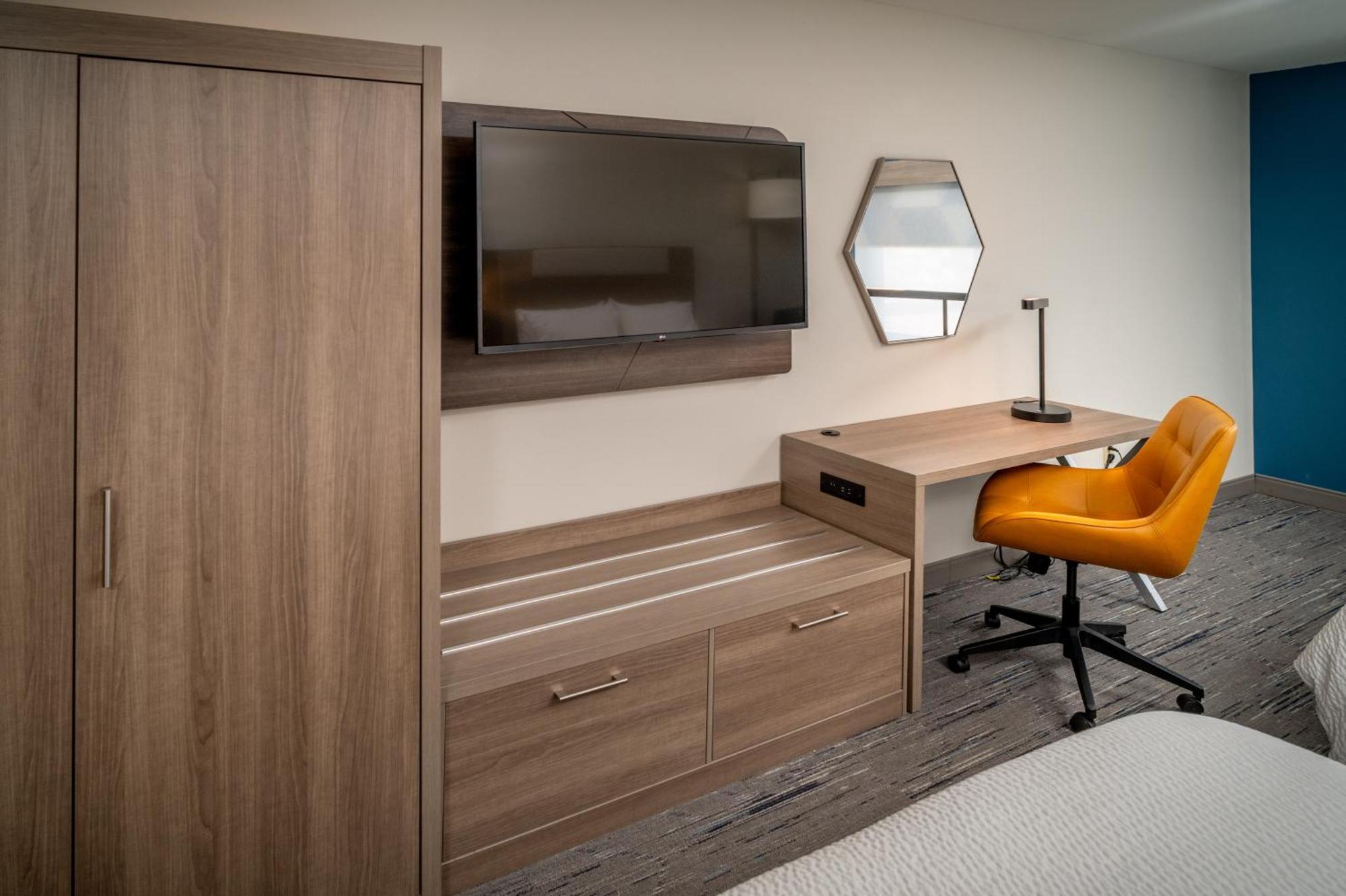 Holiday Inn Express & Suites Fairmont By Ihg Kültér fotó
