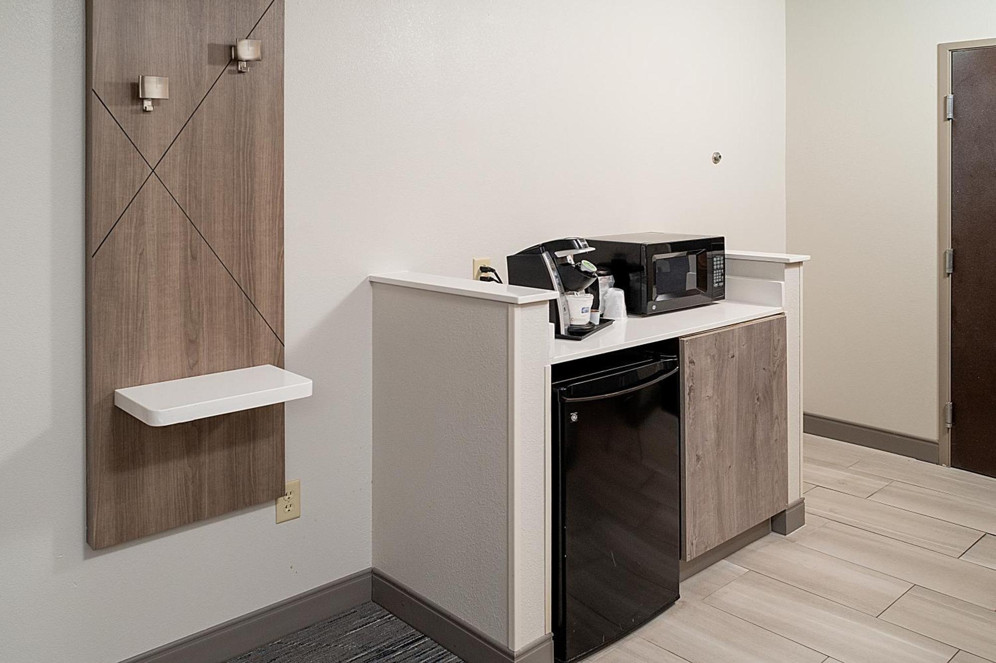 Holiday Inn Express & Suites Fairmont By Ihg Kültér fotó