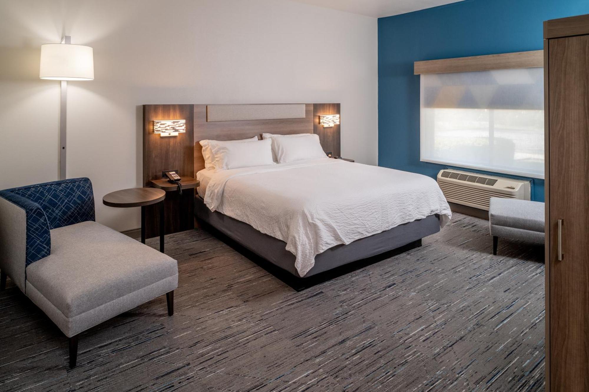 Holiday Inn Express & Suites Fairmont By Ihg Kültér fotó