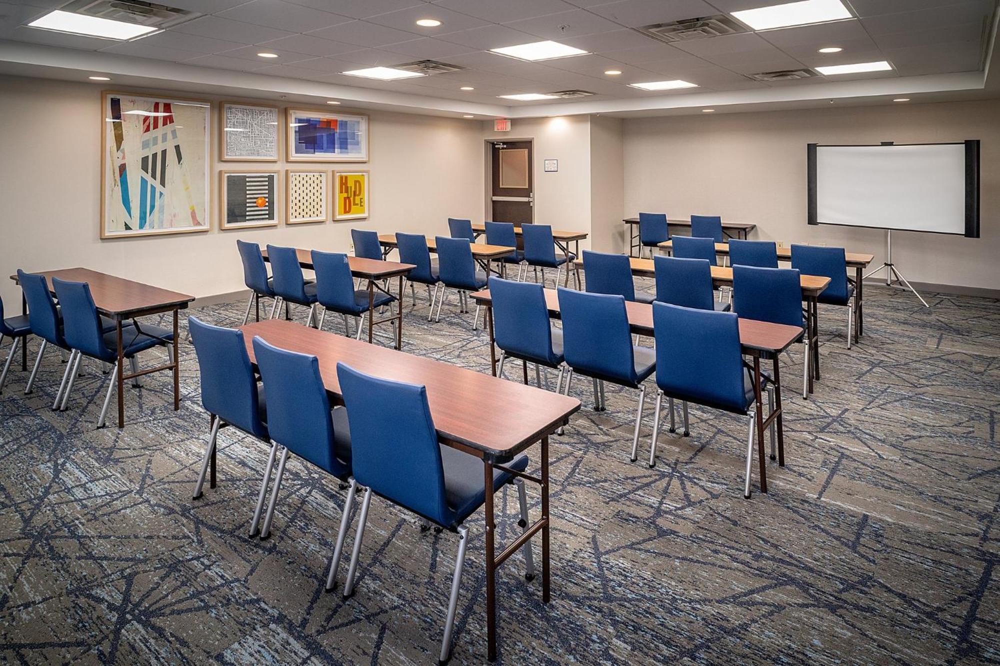 Holiday Inn Express & Suites Fairmont By Ihg Kültér fotó