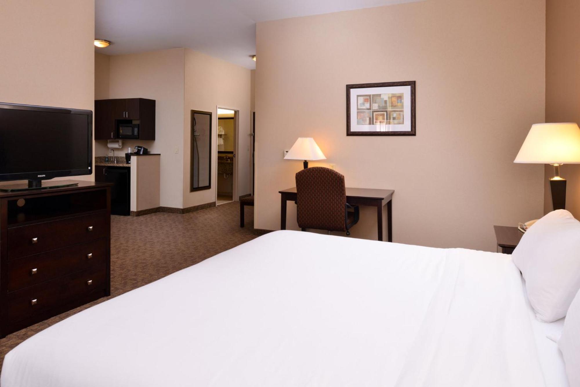 Holiday Inn Express & Suites Fairmont By Ihg Kültér fotó